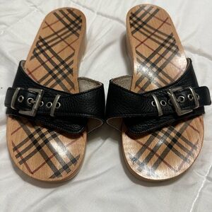 Burberry Authentic Black Leather Buckle Slide Sandals Wooden Nova Check Sole